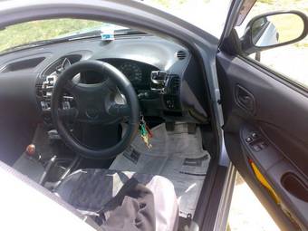 2000 Nissan AD Van Pictures