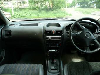 2000 Nissan AD Van Pictures