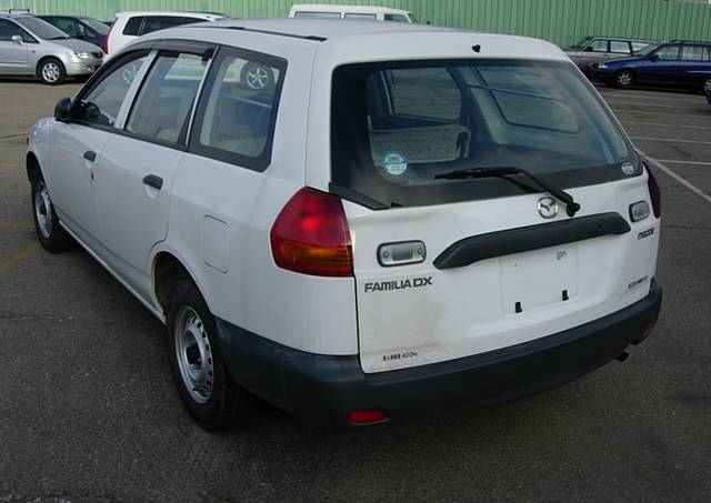 2001 Nissan AD Van