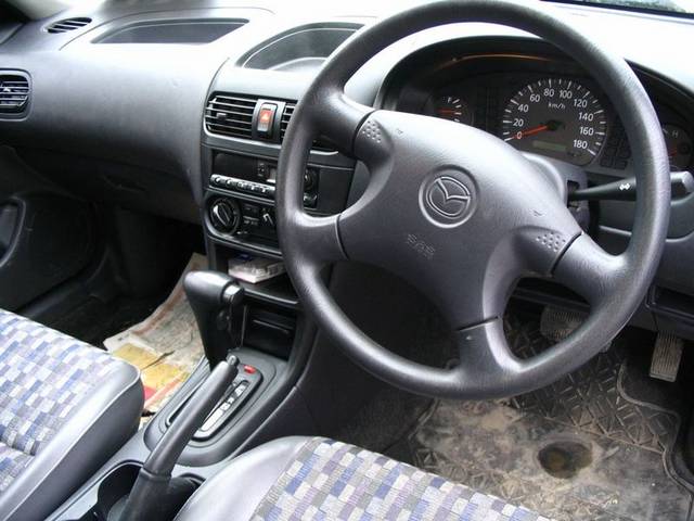 2001 Nissan AD Van