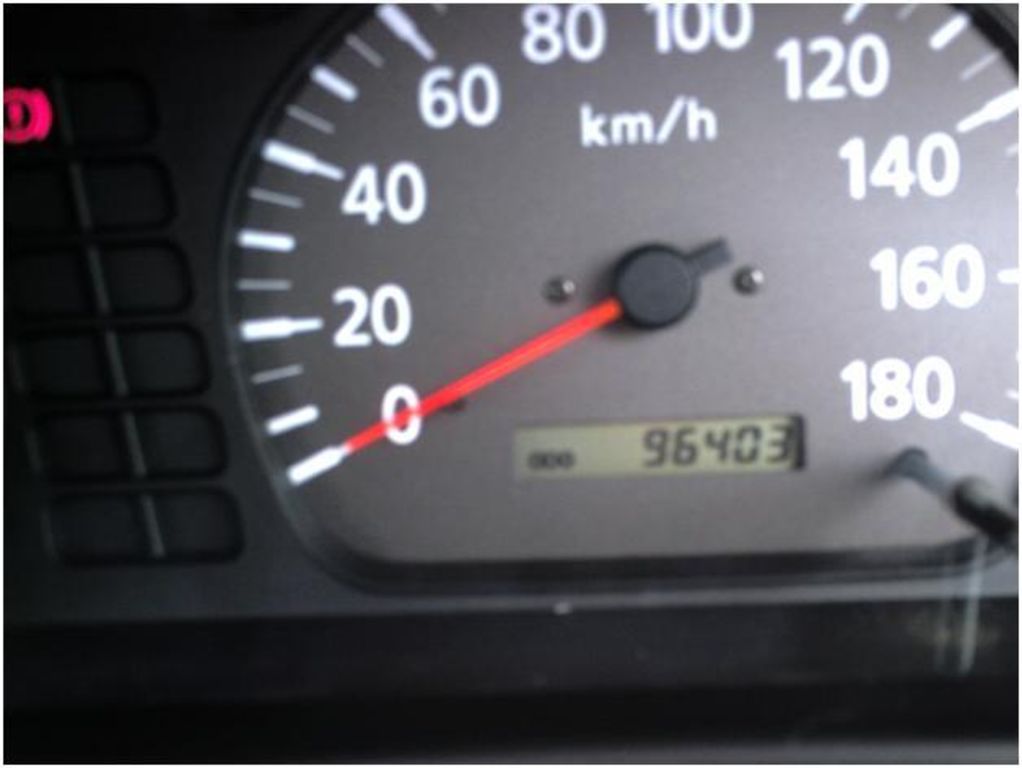 2001 Nissan AD Van
