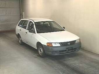 2001 Nissan AD Van