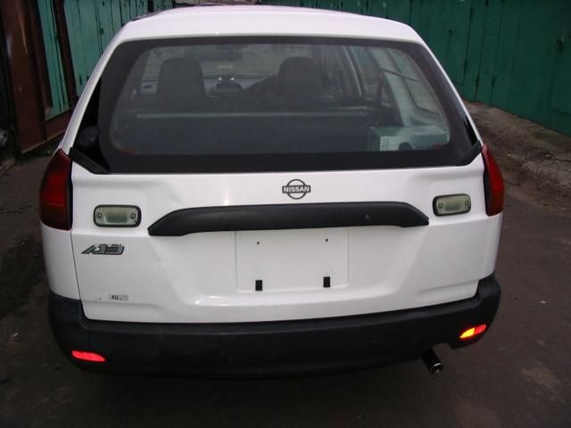 2001 Nissan AD Van