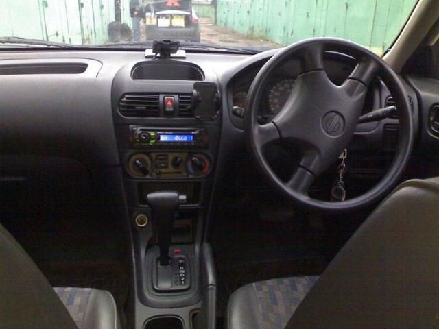 2001 Nissan AD Van