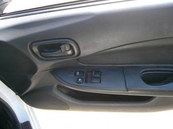 2001 Nissan AD Van Images