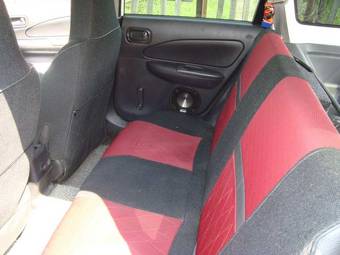 2001 Nissan AD Van Photos