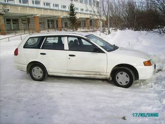 2001 Nissan AD Van For Sale