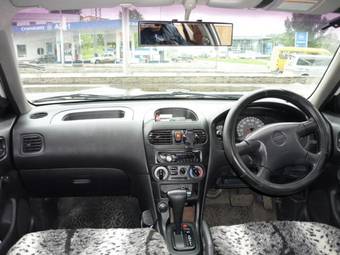2001 Nissan AD Van Pictures