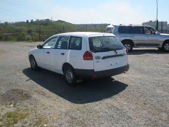 2001 Nissan AD Van Pictures