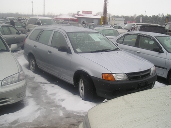2002 Nissan AD Van
