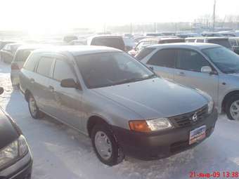2002 Nissan AD Van Pictures