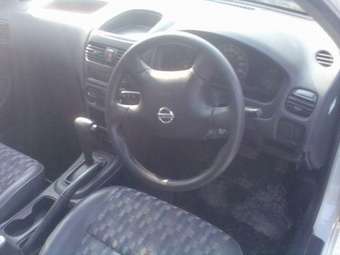 2002 Nissan AD Van Photos