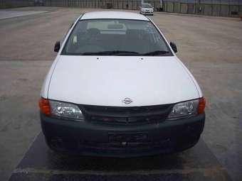 2002 Nissan AD Van Pictures
