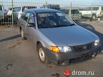 2002 Nissan AD Van Images