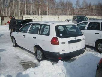 2002 Nissan AD Van Pictures
