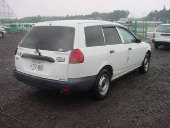 2002 Nissan AD Van Pictures
