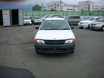 2002 Nissan AD Van Photos