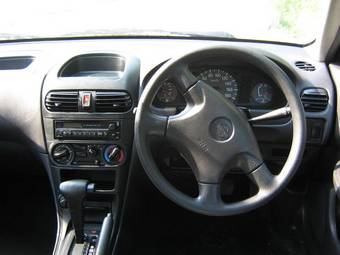 2002 Nissan AD Van Photos