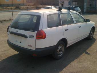 2002 Nissan AD Van Pictures