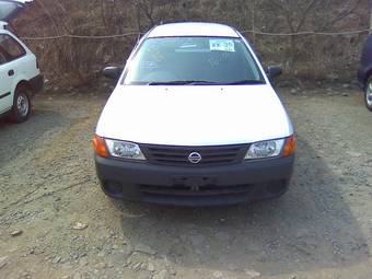 2002 Nissan AD Van Pics