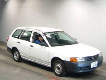 2002 Nissan AD Van Photos