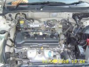 2002 Nissan AD Van Photos