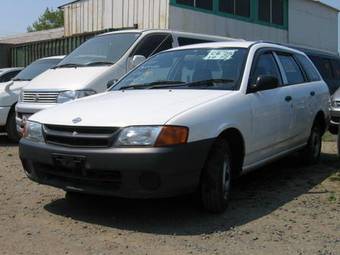 2002 Nissan AD Van Pictures