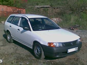 2002 Nissan AD Van Pictures