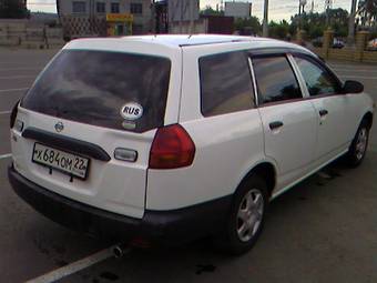 2002 Nissan AD Van Photos