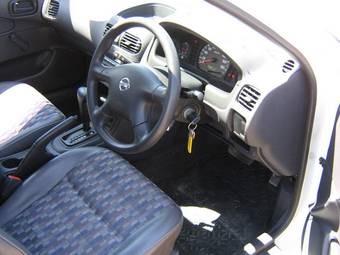 2002 Nissan AD Van Wallpapers