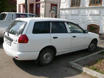 2002 Nissan AD Van Pictures