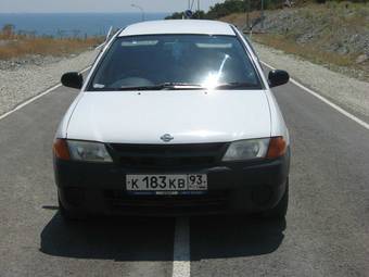 2002 Nissan AD Van Photos