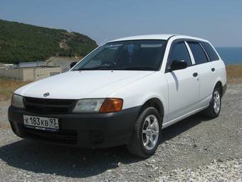 2002 Nissan AD Van Pictures