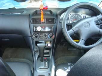 2002 Nissan AD Van Photos