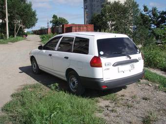 2002 Nissan AD Van Photos