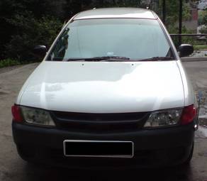 2002 Nissan AD Van Pictures