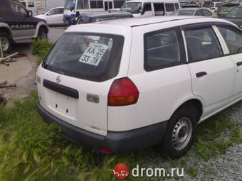 2002 Nissan AD Van Photos