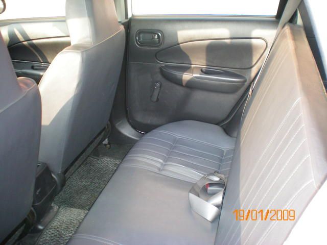 2003 Nissan AD Van