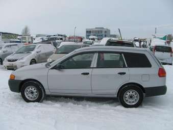 2003 Nissan AD Van Pictures