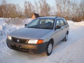 2003 Nissan AD Van Pictures