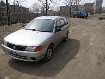 2003 Nissan AD Van Photos