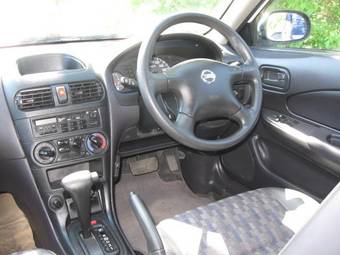 2003 Nissan AD Van Photos