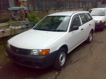 2003 Nissan AD Van Pictures