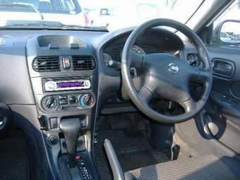 2004 Nissan AD Van Pictures