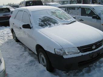 2004 Nissan AD Van Pictures