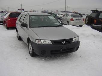 2004 Nissan AD Van Pictures