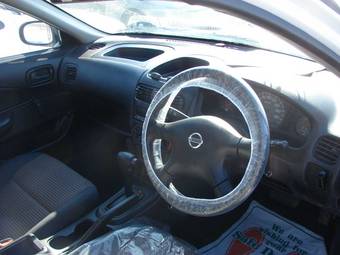 2004 Nissan AD Van Pictures