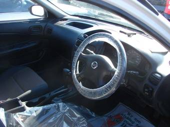 2004 Nissan AD Van Pictures