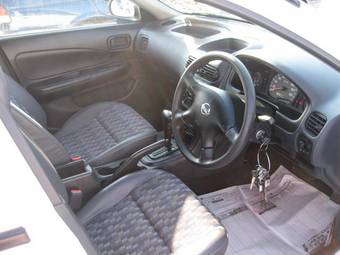 2004 Nissan AD Van Pics