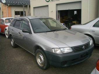 2004 Nissan AD Van Pictures
